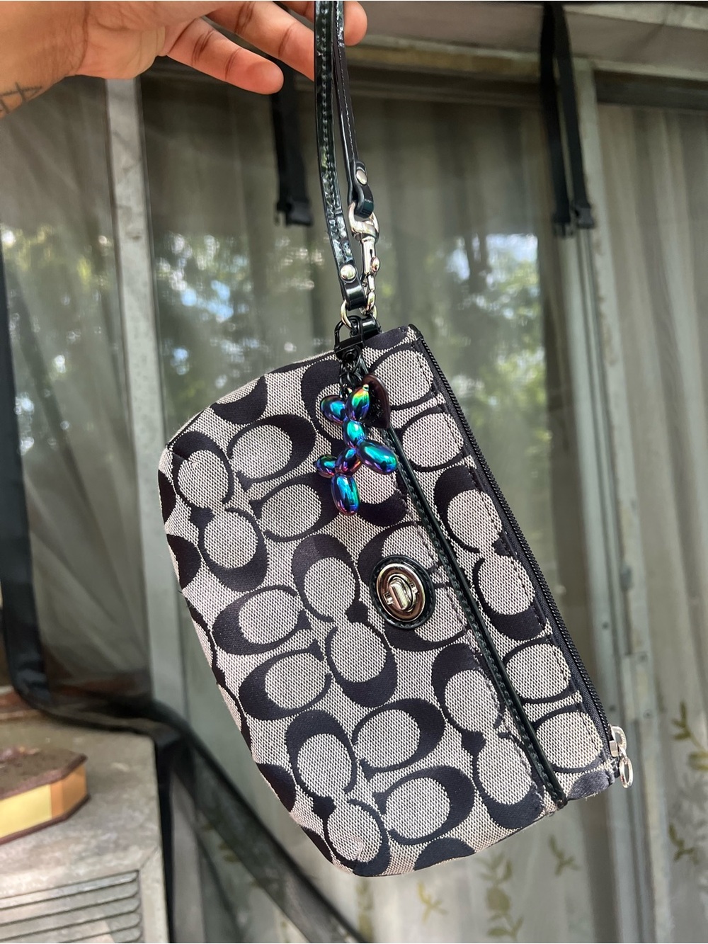 Coach Turnlock Black and gray Logo-Pattern Wristlet